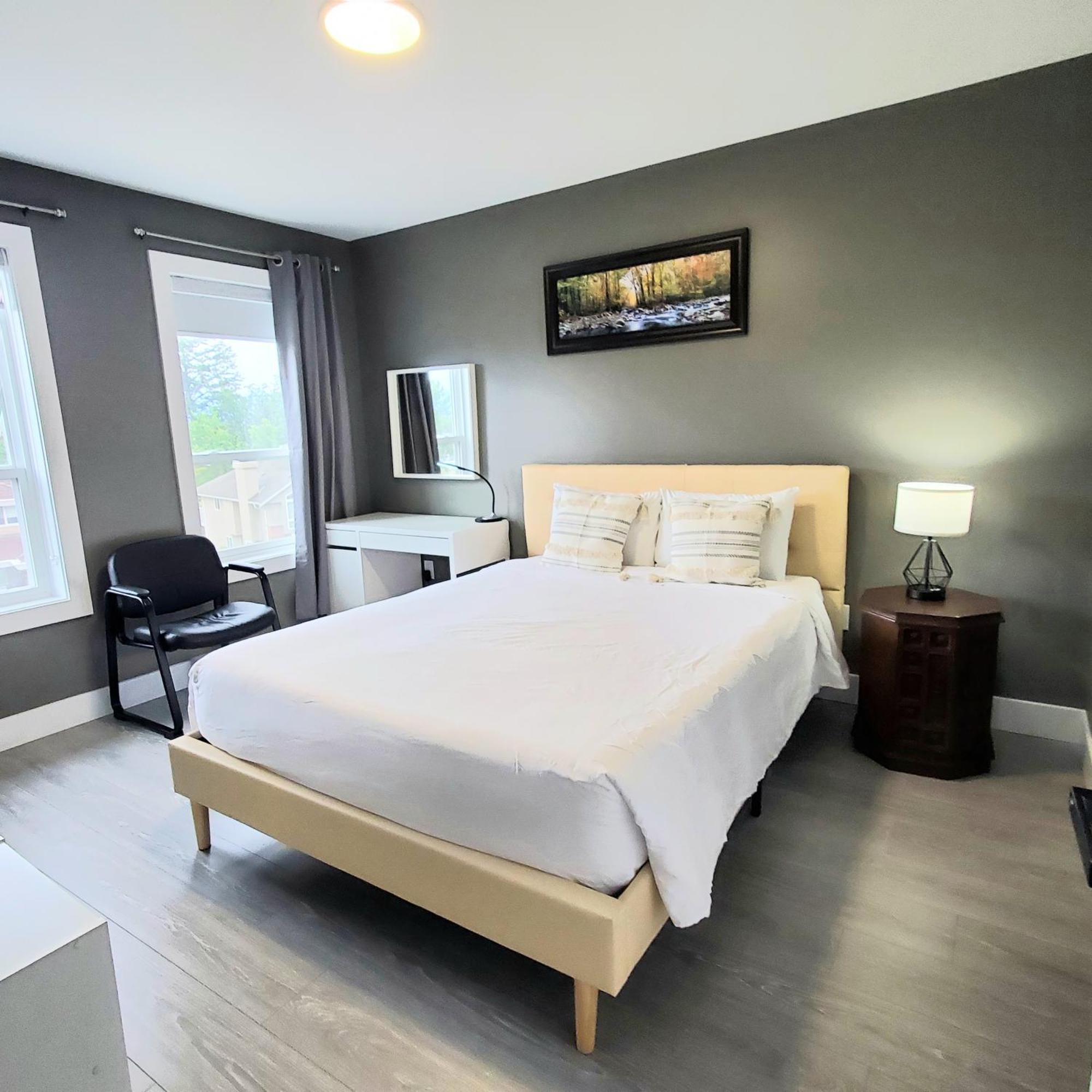 Mountain Retreat 3 Bedroom Garden House Near Heritage Park, Coliseum , Hwy 1, Fishing, Cultus Lake チリワック エクステリア 写真